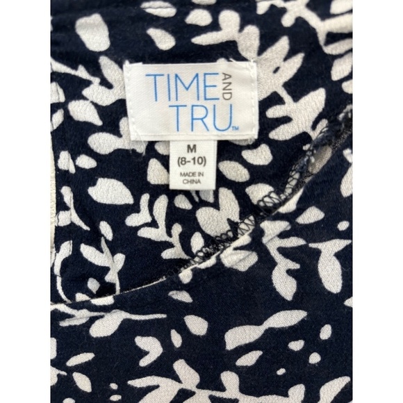 Time and Tru Size Medium Navy Blue Floral Long Sleeve Boho Ruffle Hem Blouse - Picture 4 of 4